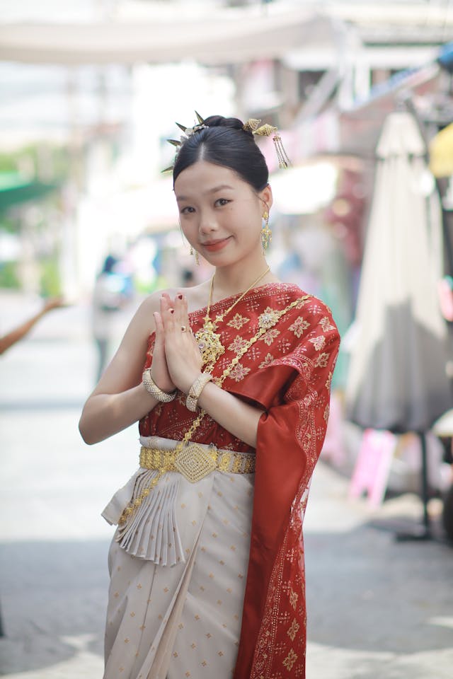 Best things to buy in Thailand - A Lady wearing Thai Silk Saree